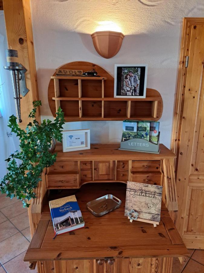 Steewer Landhaus Gemuetliche Ferienwohnung Bis 6 Pers In Ruhiger Ortsrandlage Stebach Exterior foto